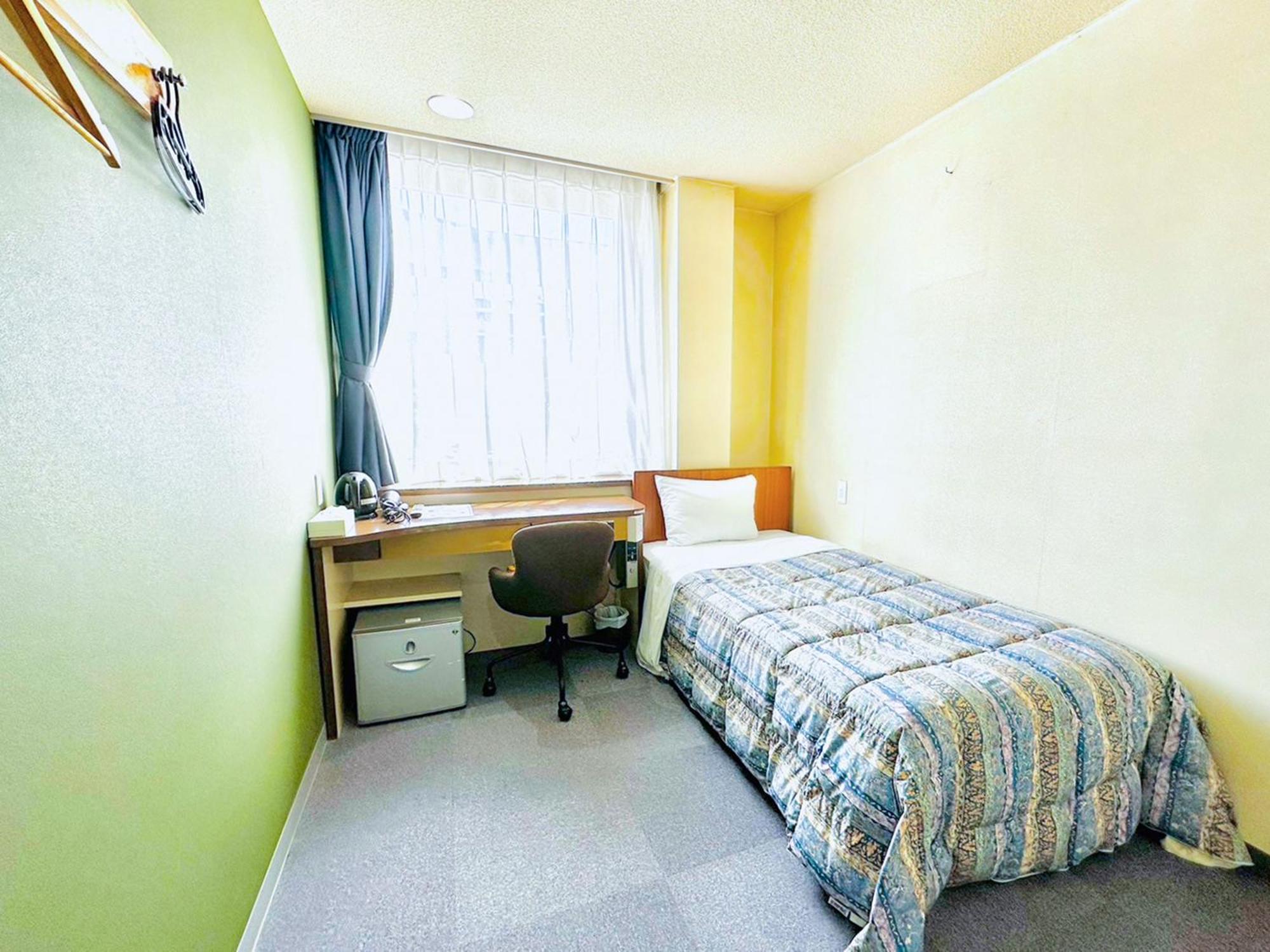 Station Business Hotel Tenshukaku Hitoyoshi Buitenkant foto