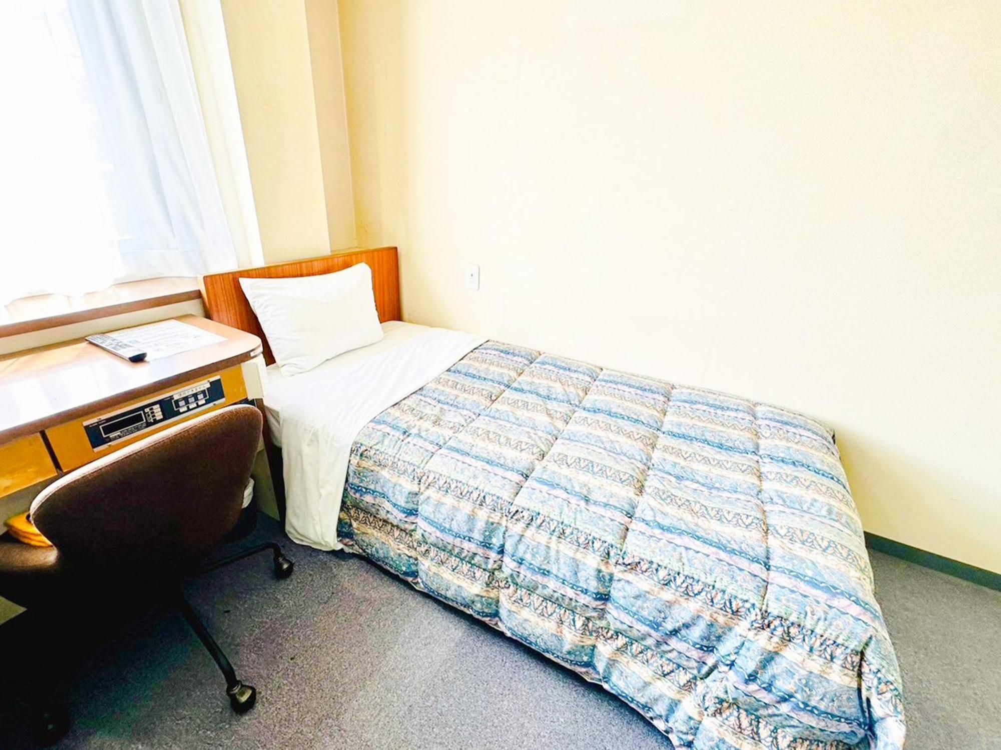 Station Business Hotel Tenshukaku Hitoyoshi Buitenkant foto